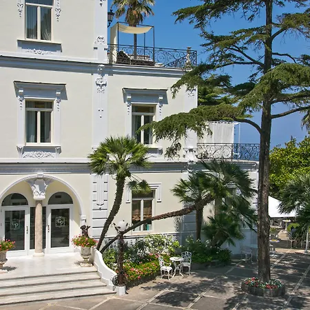 Luxury Excelsior Parco Hotel