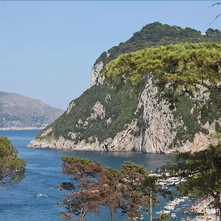 Otel Luxury Excelsior Parco 5*