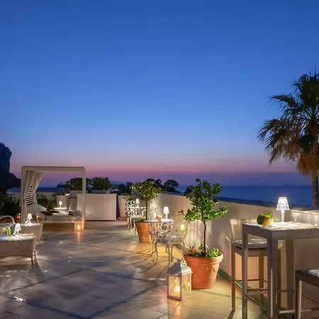 Otel Luxury Excelsior Parco Capri