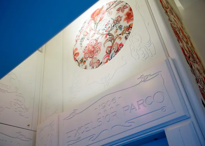 ホテル ラグジュアリー エクセルシオール パルコ カプリ