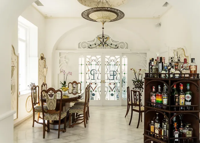 ラグジュアリー エクセルシオール パルコ ホテル 5*