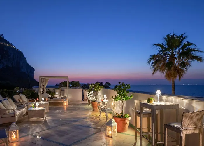 ホテル ラグジュアリー エクセルシオール パルコ カプリ