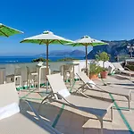 Luxury Excelsior Parco Hotel