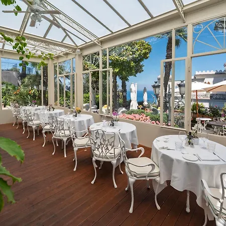 Luxury Excelsior Parco Szálloda Capri