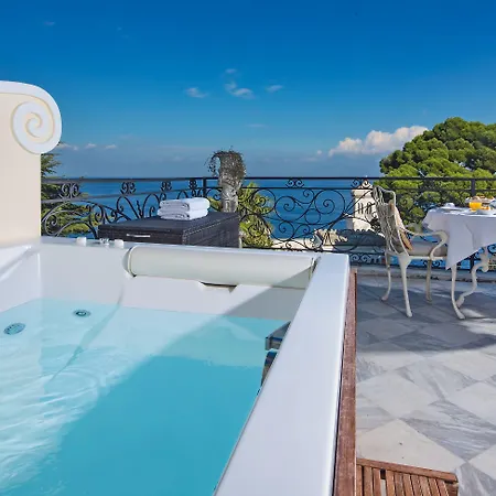 Szálloda Luxury Excelsior Parco Capri