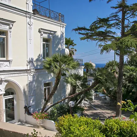 Szálloda Luxury Excelsior Parco 5*