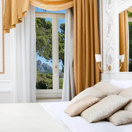 Szálloda Luxury Excelsior Parco 5*