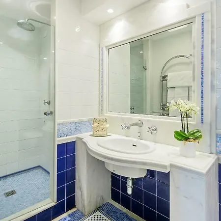 Ξενοδοχείο Luxury Excelsior Parco 5*