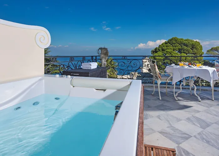 Otel Luxury Excelsior Parco Capri